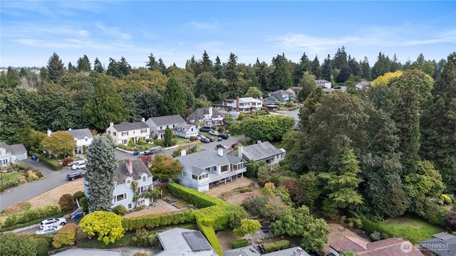 10561 15th Avenue NW, Seattle, WA 98177