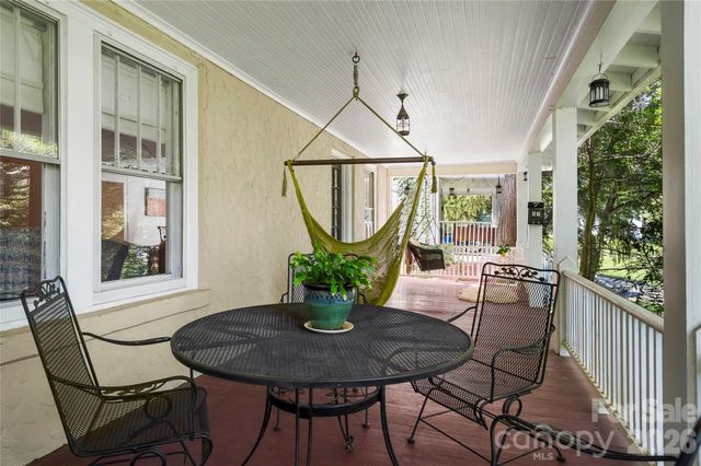 57 Conestee Street, Asheville, NC 28801