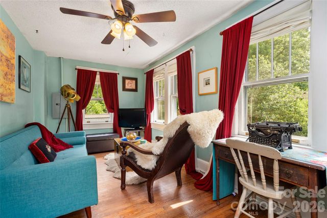 57 Conestee Street, Asheville, NC 28801