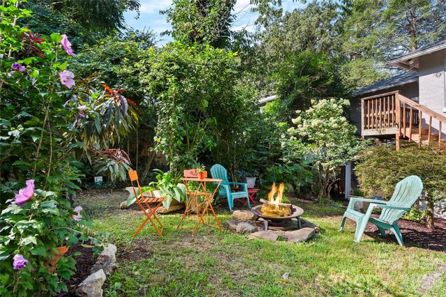 57 Conestee Street, Asheville, NC 28801