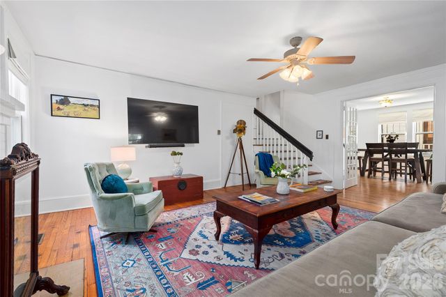 57 Conestee Street, Asheville, NC 28801
