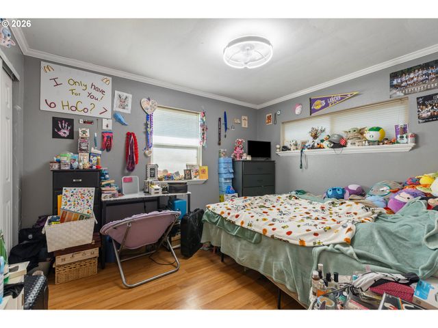 1993 LINNELL Ave, Roseburg, OR 97471