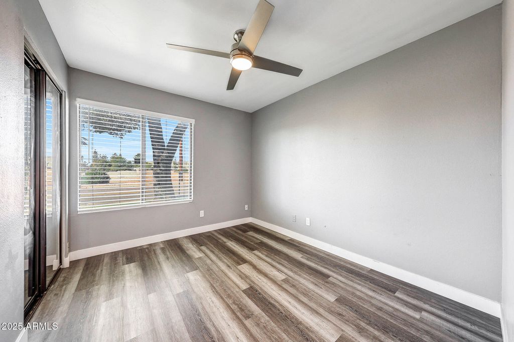 Image 15 of property listing at 1001 N GRANITE REEF Road, Scottsdale, AZ 85257