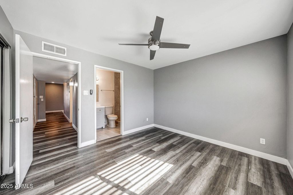 Image 20 of property listing at 1001 N GRANITE REEF Road, Scottsdale, AZ 85257