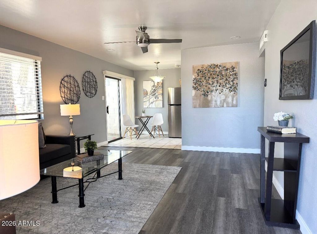 Image 25 of property listing at 1001 N GRANITE REEF Road, Scottsdale, AZ 85257