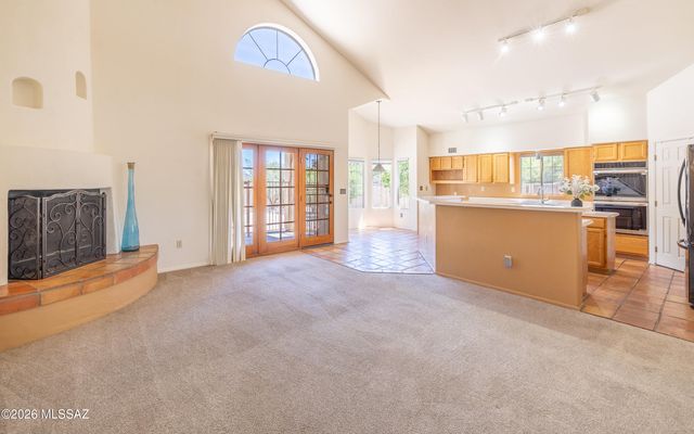 12420 N Lantern Way, Oro Valley, AZ 85755
