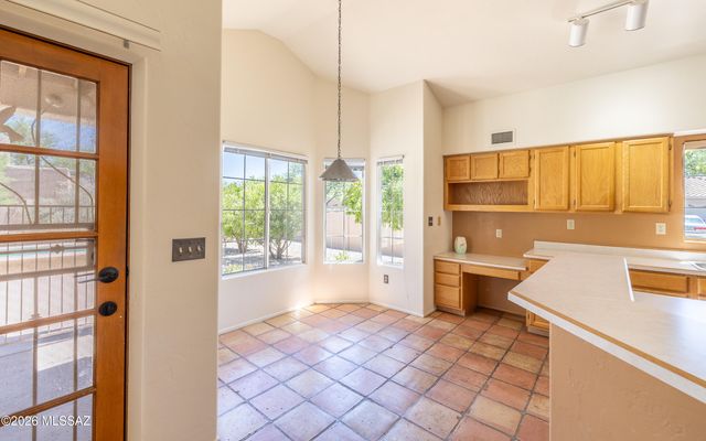 12420 N Lantern Way, Oro Valley, AZ 85755