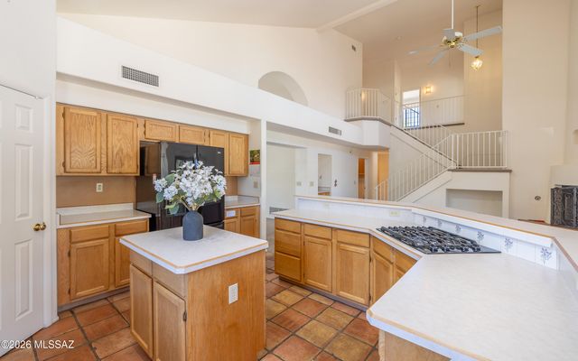 12420 N Lantern Way, Oro Valley, AZ 85755