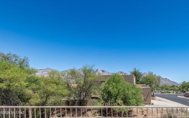12420 N Lantern Way, Oro Valley, AZ 85755