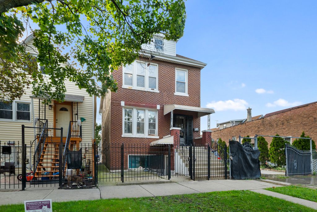 4530 S Whipple Street, Chicago, IL 60632 — photo 2