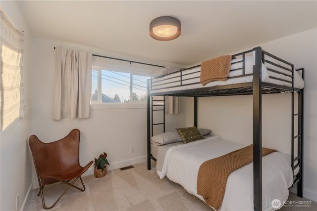 242 SW 186th Street, Normandy Park, WA 98166