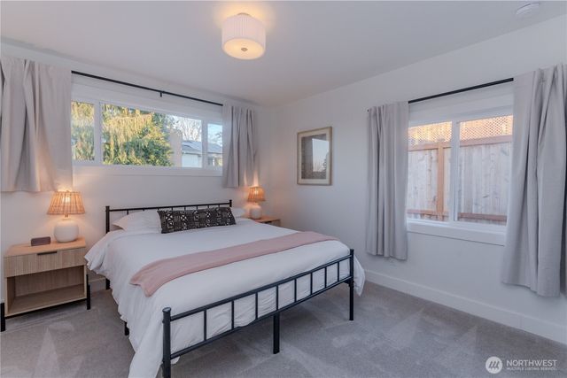 242 SW 186th Street, Normandy Park, WA 98166