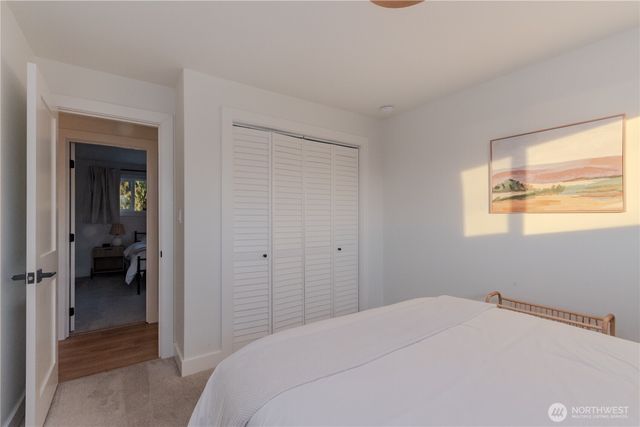 242 SW 186th Street, Normandy Park, WA 98166