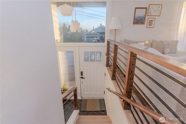 242 SW 186th Street, Normandy Park, WA 98166