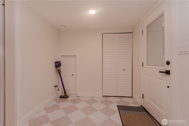 242 SW 186th Street, Normandy Park, WA 98166