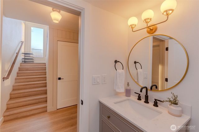 242 SW 186th Street, Normandy Park, WA 98166