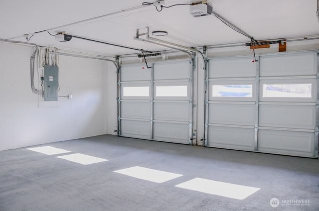 242 SW 186th Street, Normandy Park, WA 98166