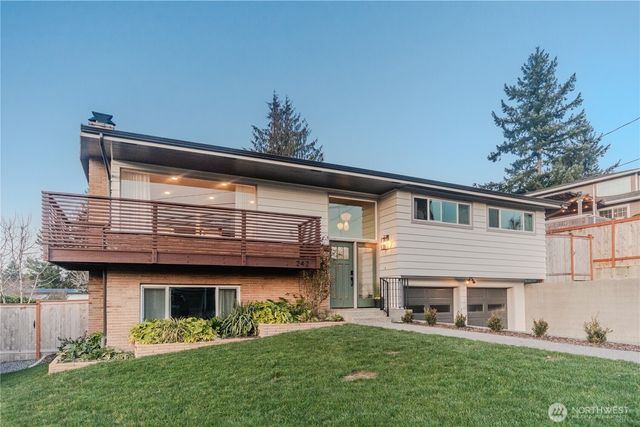 242 SW 186th Street, Normandy Park, WA 98166