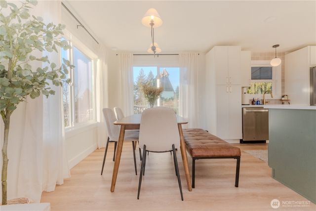 242 SW 186th Street, Normandy Park, WA 98166