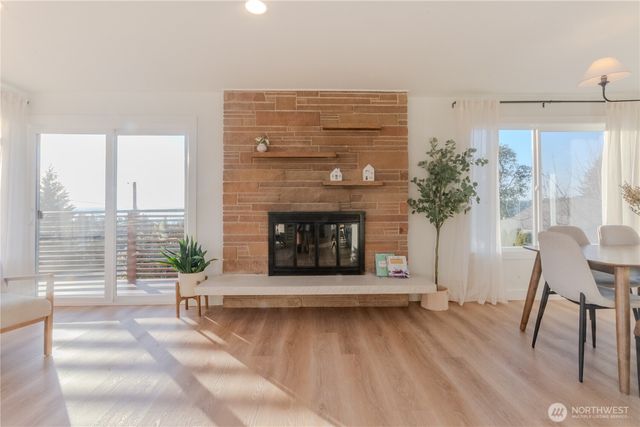 242 SW 186th Street, Normandy Park, WA 98166