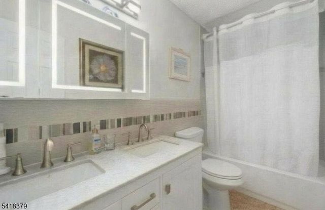 15 New Dover Ave, Woodbridge Twp., NJ 07067