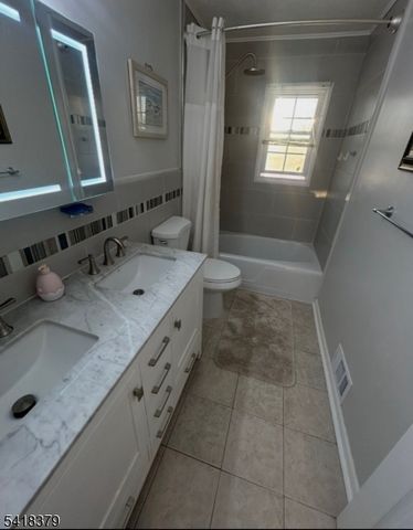 15 New Dover Ave, Woodbridge Twp., NJ 07067