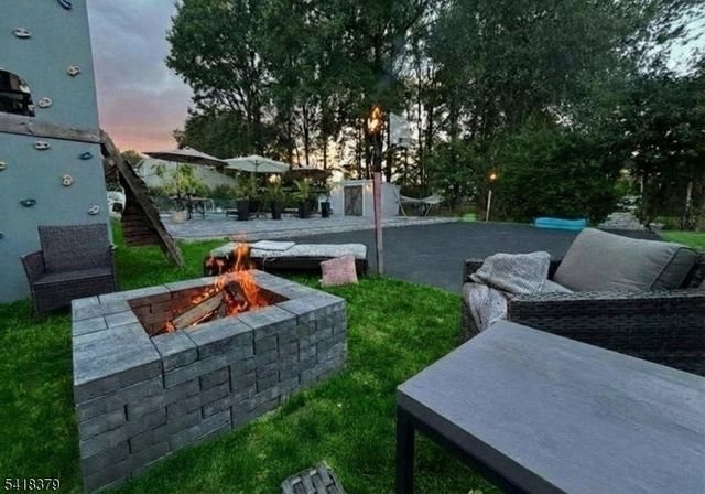 15 New Dover Ave, Woodbridge Twp., NJ 07067