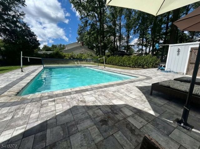 15 New Dover Ave, Woodbridge Twp., NJ 07067