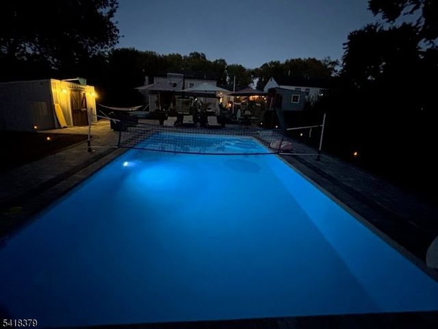 15 New Dover Ave, Woodbridge Twp., NJ 07067