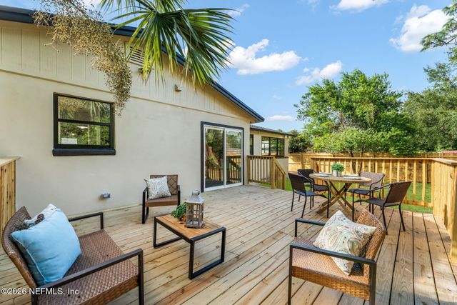 6325 MERCER Circle W, Jacksonville, FL 32217