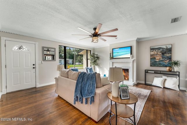 6325 MERCER Circle W, Jacksonville, FL 32217