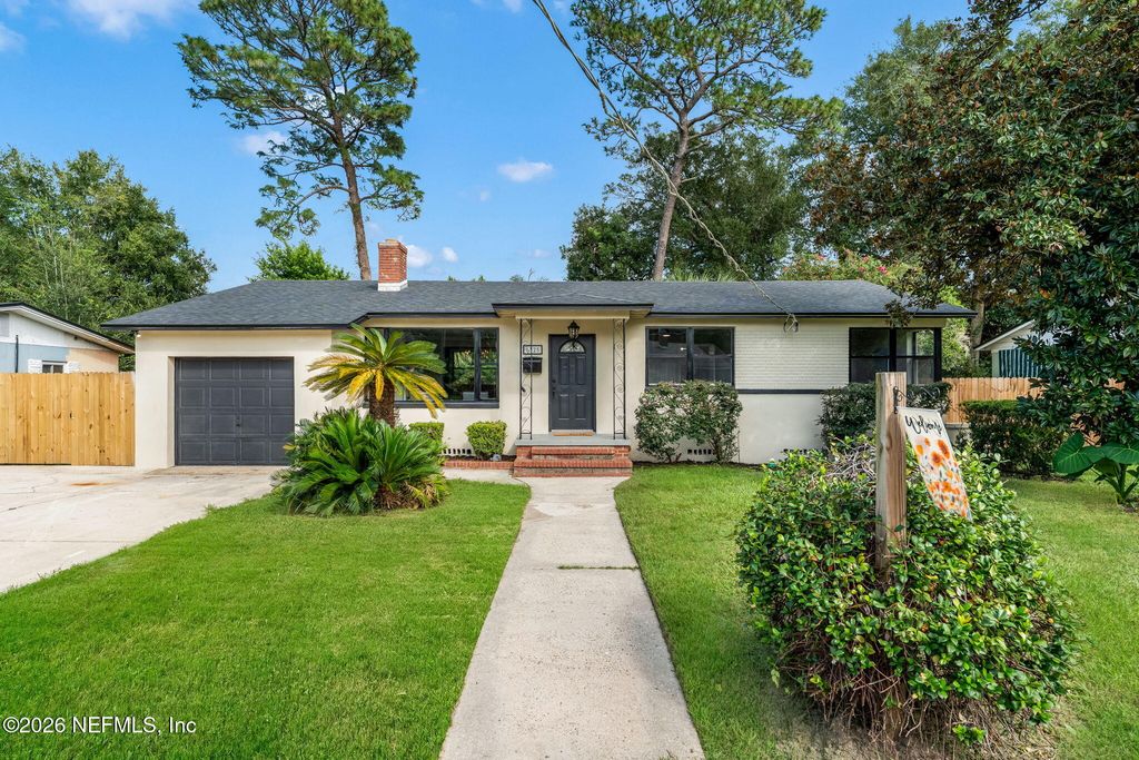 6325 MERCER Circle W, Jacksonville, FL 32217