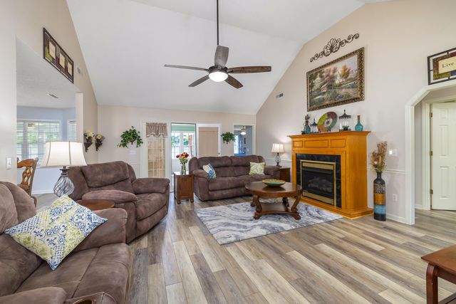 495 E Emerald Lake Drive, Sumter, SC 29153