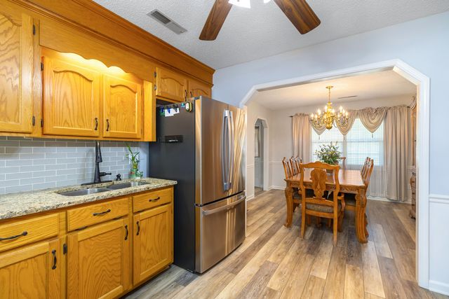 495 E Emerald Lake Drive, Sumter, SC 29153