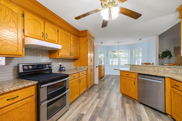 495 E Emerald Lake Drive, Sumter, SC 29153