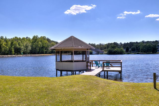 495 E Emerald Lake Drive, Sumter, SC 29153