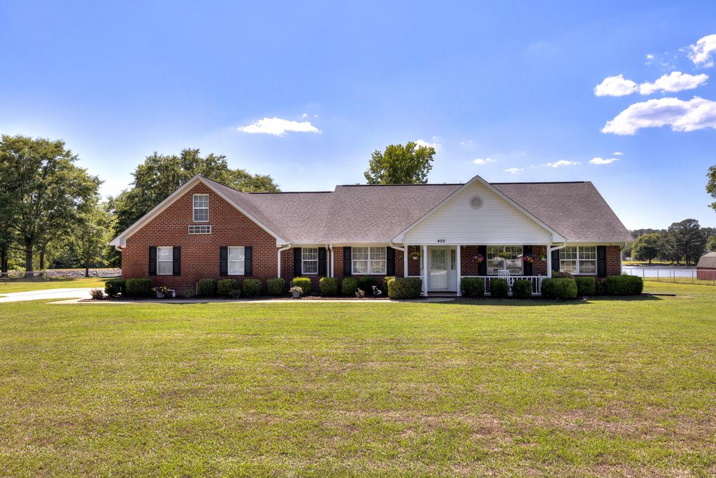 495 E Emerald Lake Drive, Sumter, SC 29153