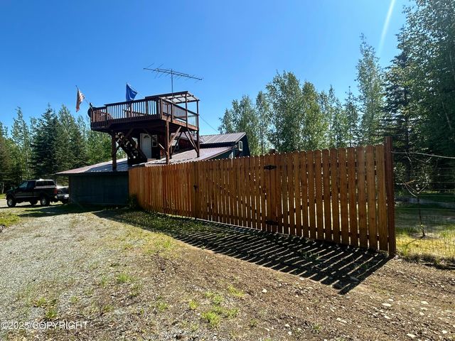 3854 N Sluice Box Drive, Houston, AK 99623