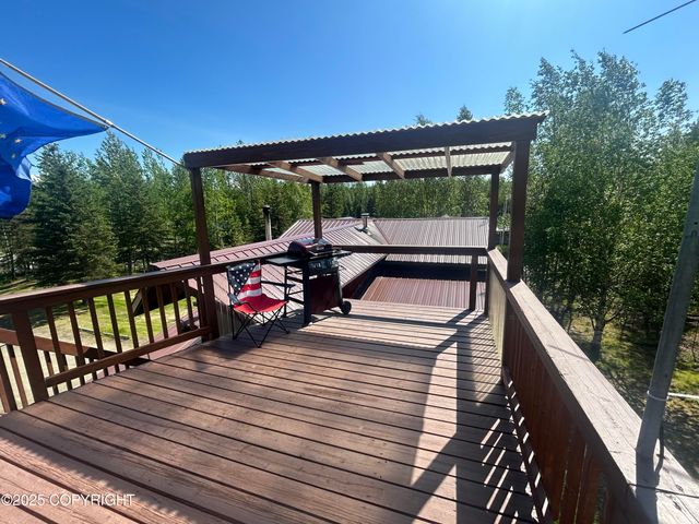 3854 N Sluice Box Drive, Houston, AK 99623