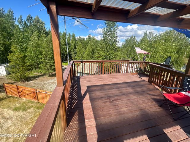 3854 N Sluice Box Drive, Houston, AK 99623