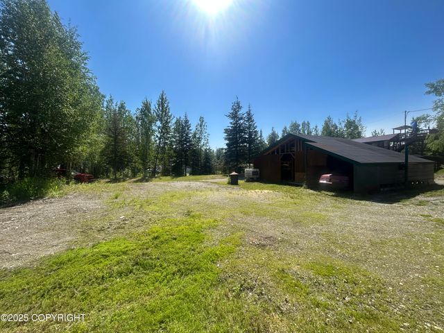 3854 N Sluice Box Drive, Houston, AK 99623