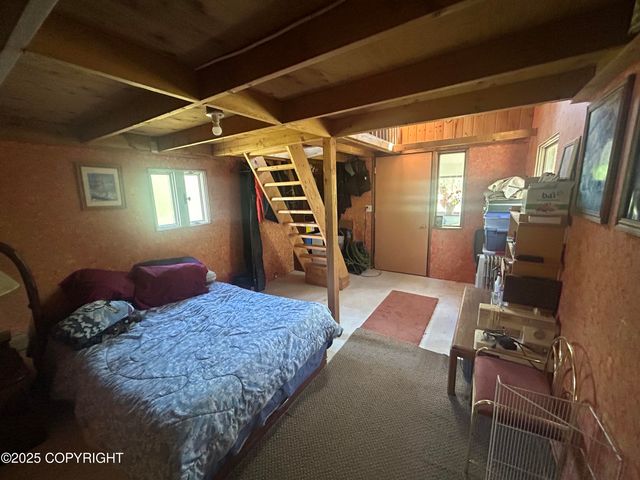 3854 N Sluice Box Drive, Houston, AK 99623