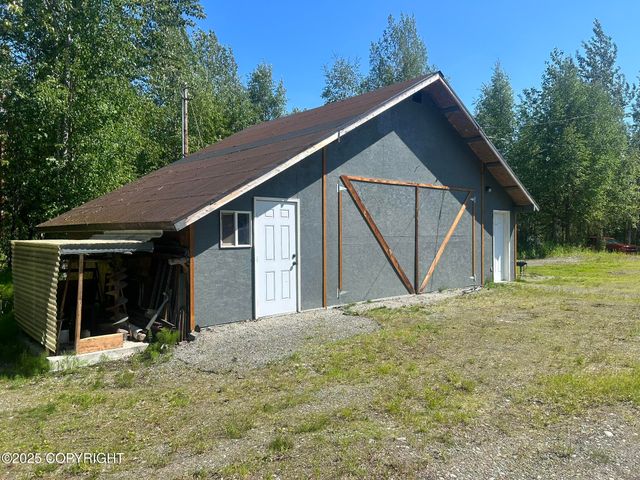 3854 N Sluice Box Drive, Houston, AK 99623