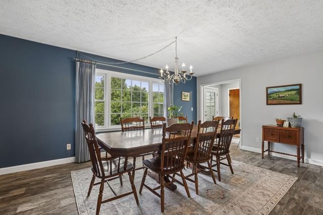 6879 Vic Ar Road, Atlanta, GA 30360