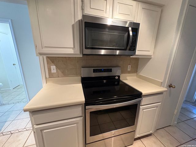 7738 Chambers Rd Apt 1101, San Antonio, TX 78229