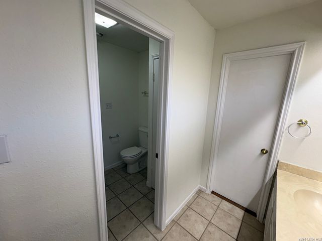 7738 Chambers Rd Apt 1101, San Antonio, TX 78229