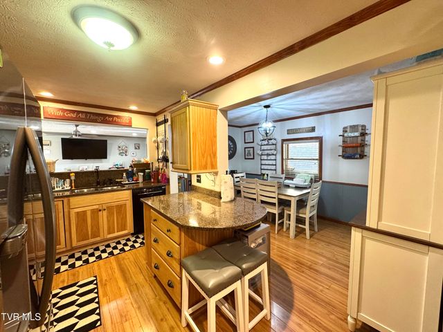 226 Northeast Seventh Street, Norton, VA 24273