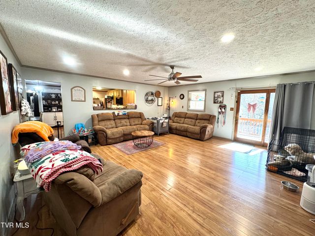 226 Northeast Seventh Street, Norton, VA 24273