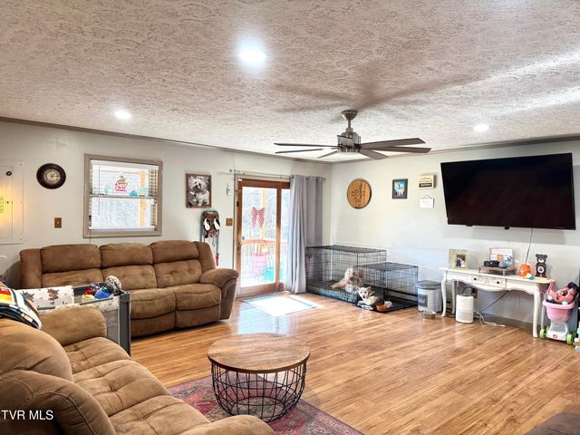 226 Northeast Seventh Street, Norton, VA 24273