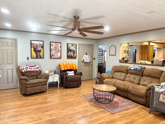 226 Northeast Seventh Street, Norton, VA 24273